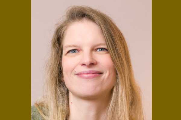 Bild Hebamme Johanna Eitzenberger